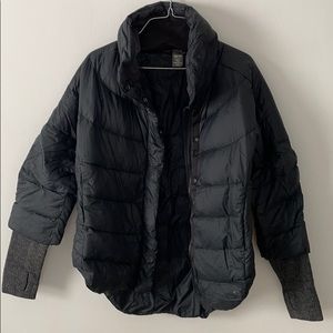 Mountain hardware jacket